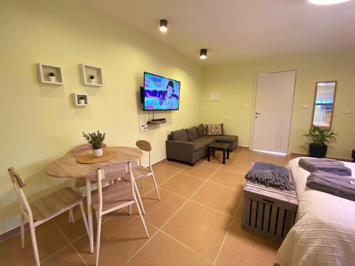 בקתת וולקנו בגולן Volcano Cabin Golan-Heights Sha'al Buitenkant foto